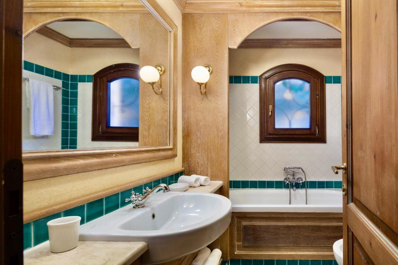 Residence Con Piscina A Liscia Di Vacca, 350 Mt Dal Mare, 3 Km Da Porto Cervo 外观 照片